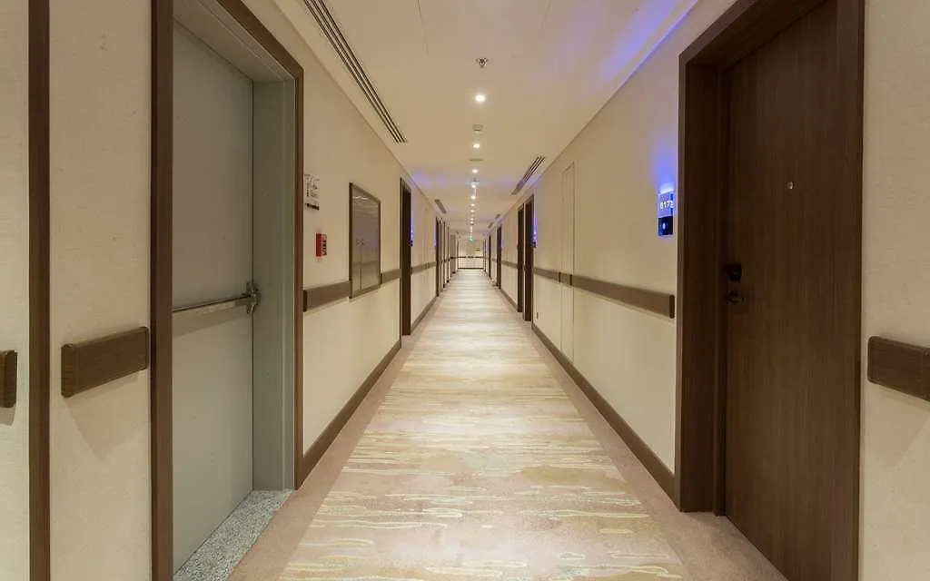 Comfort Hotel Jeddah King Road