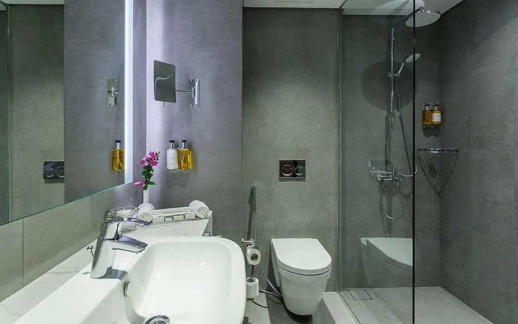 Comfort Hotel Jeddah King Road 3*,