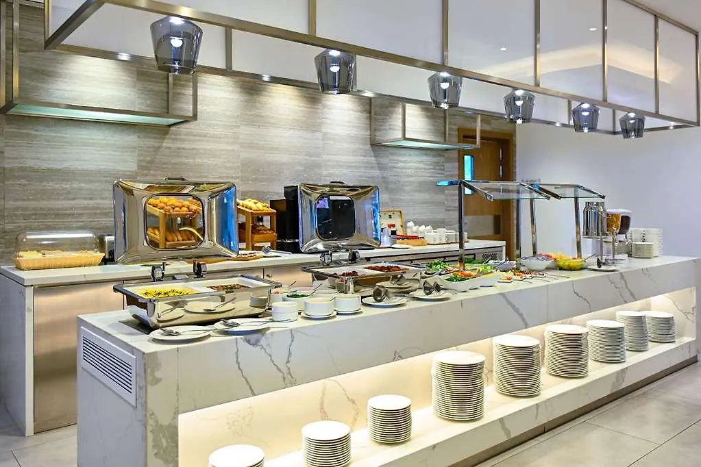 ***  Comfort Hotel Jeddah King Road Arabia Saudita