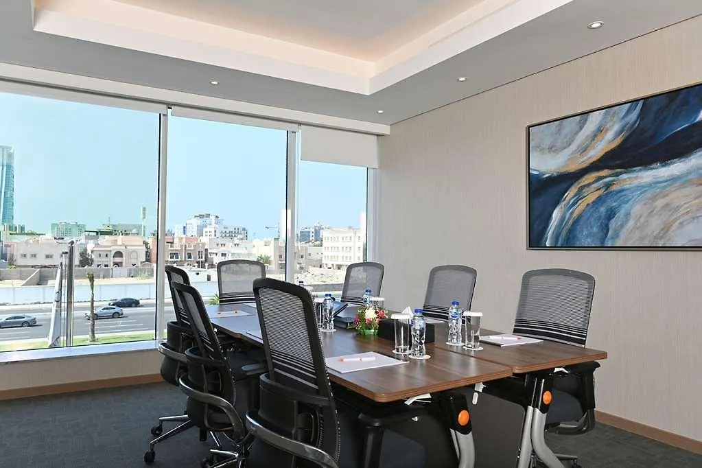 Comfort Hotel Jeddah King Road